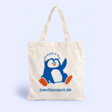 Naturfarbener Jutebeutel mit sitzendem Pinguin Pauli und paediprotect.de.