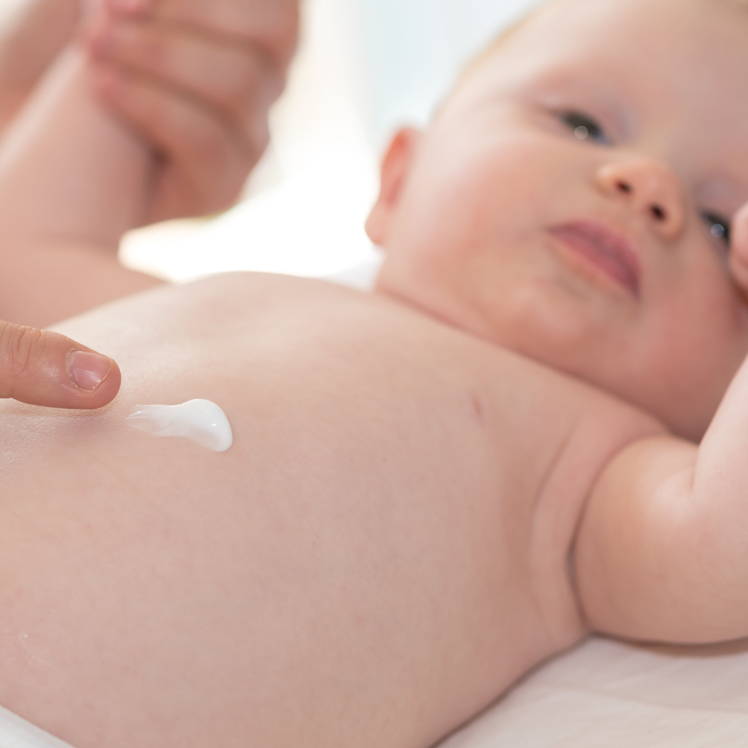 Normale Haut, trockene Haut oder Neurodermitis? Babypflege erklärt