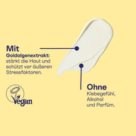 Textur mit Goldalgenextrakt, ohne Mikroplastik, Alkohol und Parfüm, vegan.