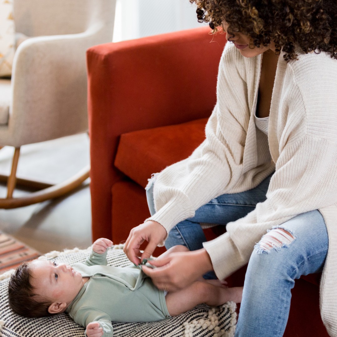 Baby richtig anziehen: Praktische Tipps fr jede Wetterlage | PAEDIPROTECT