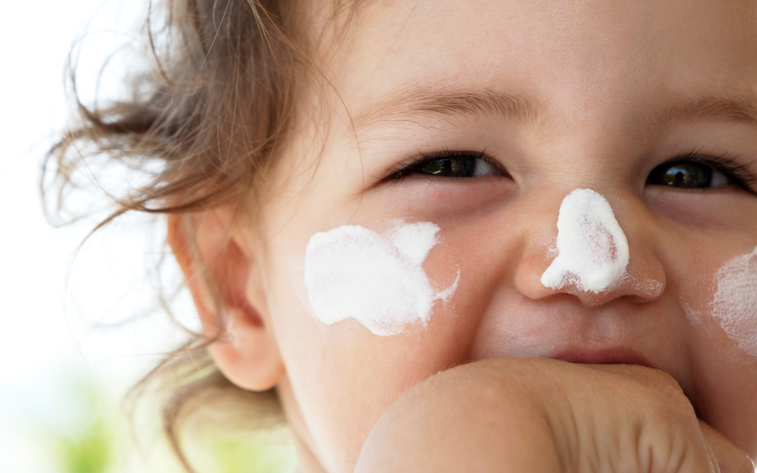 Meer, Gebirge, Spray oder Gesicht: Welche Sonnencreme ist die Richtige für dich?